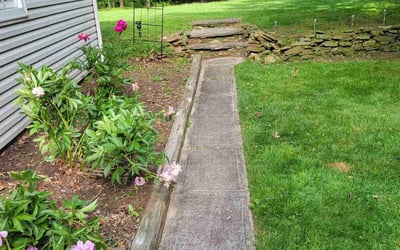 Photo of Jennifer D.'s yard after getting landscaping in Hudson, OH