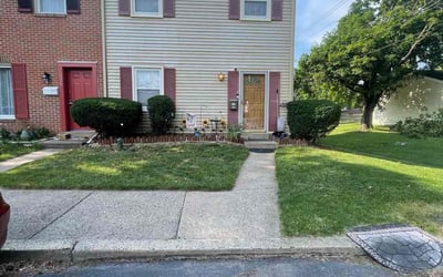Photo of Heather J.'s yard after getting landscaping in Feasterville Trevose, PA