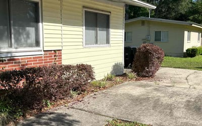Photo of Keisha S.'s yard after getting landscaping in Tallahassee, FL