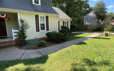 Photo of Karen B.'s yard after getting landscaping in Amelia Court House, VA