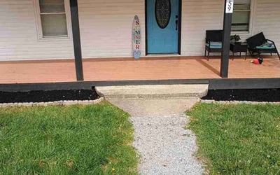 Photo of Paige T.'s yard after getting landscaping in Paris, KY