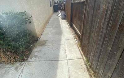 Photo of Annur S.'s yard after getting landscaping in Bakersfield, CA