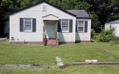 Photo of Cheryl L.'s yard after getting landscaping in Isle Of Palms, SC