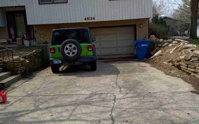 Photo of Jennifer K.'s yard after getting landscaping in Lisle, IL
