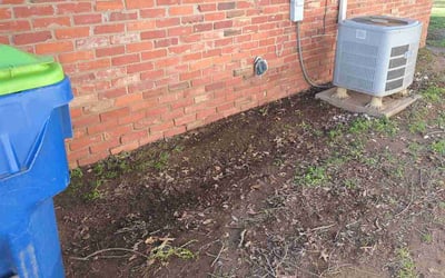 Photo of Dawn G.'s yard after getting landscaping in El Reno, OK