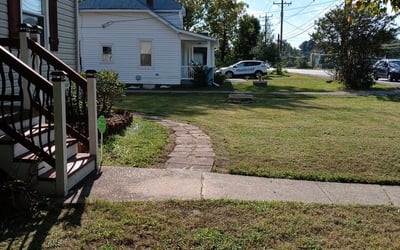 Photo of Dan F.'s yard after getting landscaping in Lanexa, VA