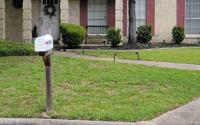 Photo of Brandy P.'s yard after getting landscaping in Daisetta, TX