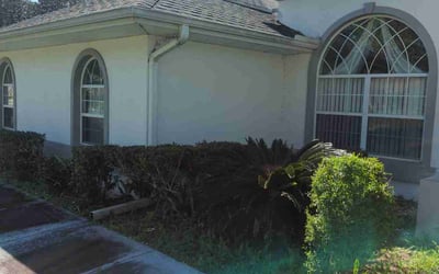 Photo of Michelle L.'s yard after getting landscaping in Lake Monroe, FL