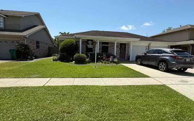 Photo of William C.'s yard after getting landscaping in Harvey, LA