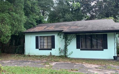 Photo of Luis G.'s yard after getting landscaping in Chattahoochee, FL