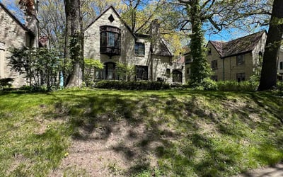 Photo of Lynn E.'s yard after getting landscaping in Milwaukee, WI