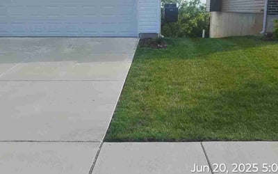 Photo of Kyna G.'s yard after getting lawn care in Duncanville, TX