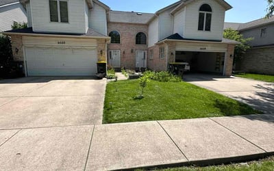 Photo of Young D.'s yard after getting lawn care in Westmont, IL