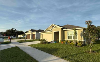 Photo of Dorian A.'s yard after getting lawn care in Bartow, FL