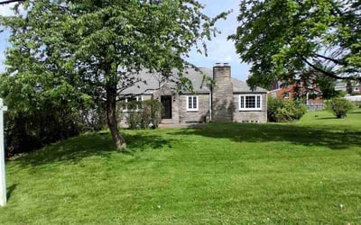 Photo of Florence G.'s yard after getting lawn care in Charleroi, PA