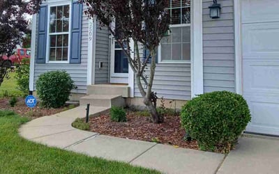 Photo of Andrea T.'s yard after getting lawn care in Mableton, GA
