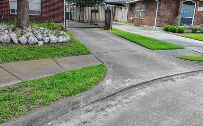 Photo of Leah M.'s yard after getting lawn care in Waco, TX