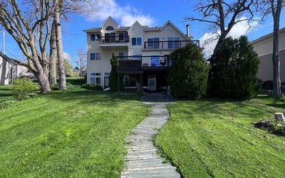 Photo of Mark K.'s yard after getting lawn care in Pewaukee, WI