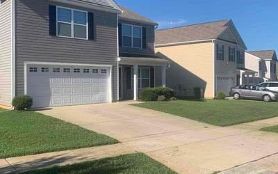Photo of Linda D.'s yard after getting lawn care in Dallas, NC