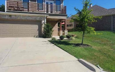Photo of Wilburn S.'s yard after getting lawn care in Elmwood Park, NJ
