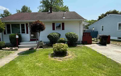Photo of Mary J.'s yard after getting lawn care in Marlboro, NJ