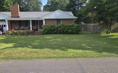 Photo of Geretha A.'s yard after getting lawn care in Mesquite, TX