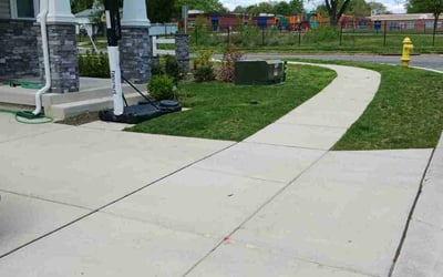 Photo of Helen R.'s yard after getting lawn care in Crofton, MD