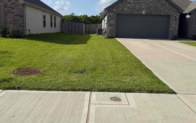 Photo of Eveliina S.'s yard after getting lawn care in Falls Church, VA