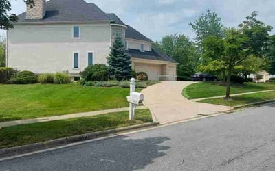 Photo of Joonsun P.'s yard after getting lawn care in Dublin, OH