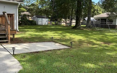 Photo of Rebekah M.'s yard after getting lawn care in Largo, FL
