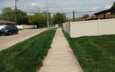 Photo of Richard M.'s yard after getting lawn care in Trenton, MI