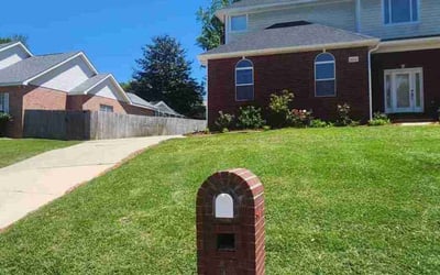 Photo of Ashley B.'s yard after getting lawn care in Pensacola, FL