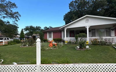 Photo of Travis T.'s yard after getting lawn care in Goose Creek, SC
