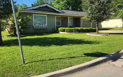 Photo of Karen C.'s yard after getting lawn care in Mandeville, LA
