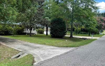 Photo of Russell G.'s yard after getting lawn care in Prattville, AL