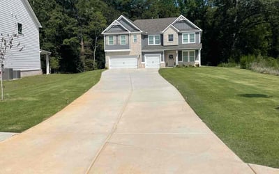 Photo of Krysta C.'s yard after getting lawn care in Stockbridge, GA