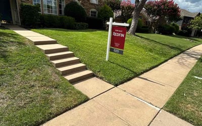 Photo of Pedro V.'s yard after getting lawn care in Sayville, NY