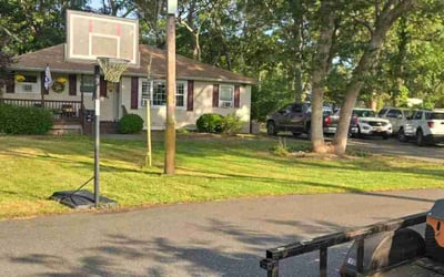 Photo of Doris J.'s yard after getting lawn care in Syosset, NY