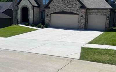 Photo of Vijaya S.'s yard after getting lawn care in O'Fallon, MO