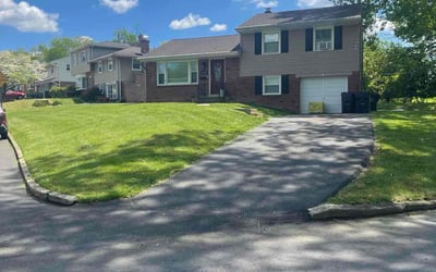 Photo of Emmanuel U.'s yard after getting lawn care in Allentown, PA