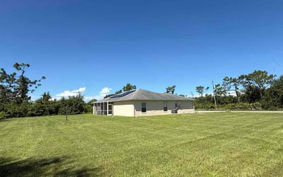Photo of Cecilee H.'s yard after getting lawn care in Channelview, TX