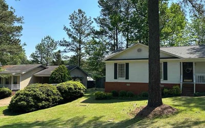 Photo of Michael B.'s yard after getting lawn care in Tuscaloosa, AL