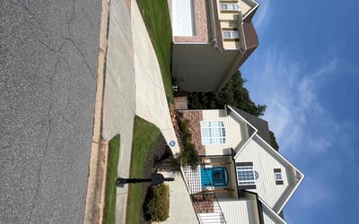 Photo of Alika B.'s yard after getting lawn care in Oak Forest, IL