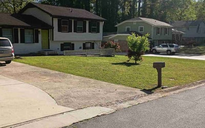 Photo of Latoria J.'s yard after getting lawn care in Jonesboro, AR