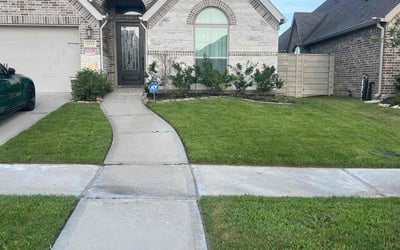 Photo of Roger J.'s yard after getting lawn care in Bella Vista, AR