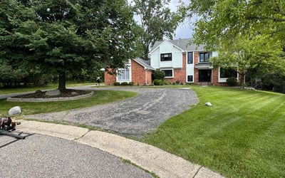 Photo of Suzanne L.'s yard after getting lawn care in Royal Oak, MI