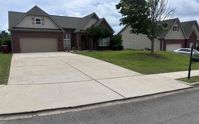 Photo of Suzanne T.'s yard after getting lawn care in Tomball, TX