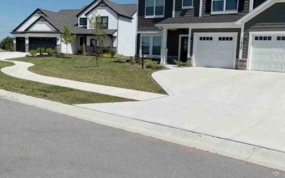 Photo of Rosanne K.'s yard after getting lawn care in Fort Wayne, IN