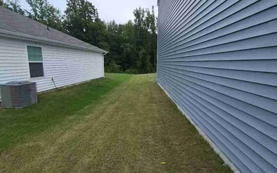 Photo of Bob G.'s yard after getting lawn care in Lebanon, OH