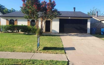Photo of Robert R.'s yard after getting lawn care in Port Orange, FL